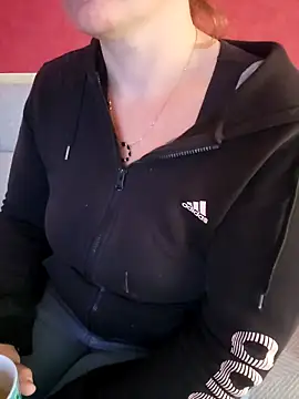 Snapshot of cruellaculdenfer67 chatting on 10-17-25, 07:33 cruellaculdenfer67 online show from 10-17-25, 07:33