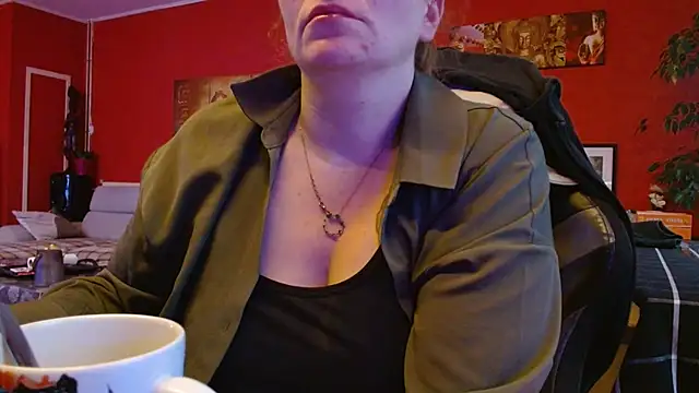 Snapshot of cruellaculdenfer67 chatting on 11-18-25, 07:57 cruellaculdenfer67 online show from 11-18-25, 07:57