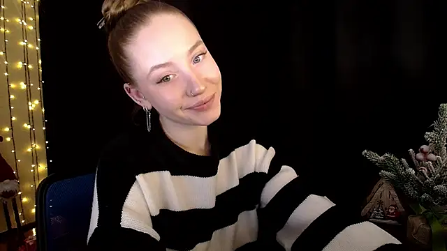 Snapshot of SindiWatsoon chatting on 01-07-26, 01:02 SindiWatsoon online show from 01-07-26, 01:02