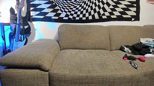 Snapshot of soulfuck92 chatting on 12-07-24, 04:53 soulfuck92 online show from 12-07-24, 04:53