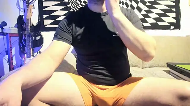 Snapshot of soulfuck92 chatting on 12-22-24, 12:39 soulfuck92 online show from 12-22-24, 12:39