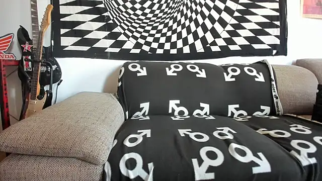 Snapshot of soulfuck92 chatting on 09-15-25, 09:20 soulfuck92 online show from 09-15-25, 09:20