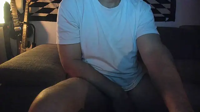 Snapshot of soulfuck92 chatting on 11-10-25, 03:05 soulfuck92 online show from 11-10-25, 03:05