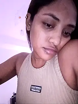 Snapshot of VictoireFeller chatting on 12-18-25, 05:46 VictoireFeller online show from 12-18-25, 05:46