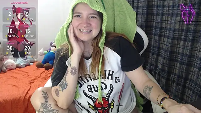 Betty Hoe online show from 02-19-25, 12:14