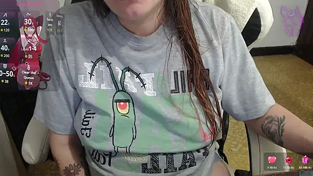 Betty Hoe online show from 09-13-25, 02:44