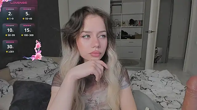 KellyBarton online show from 12-19-24, 10:10