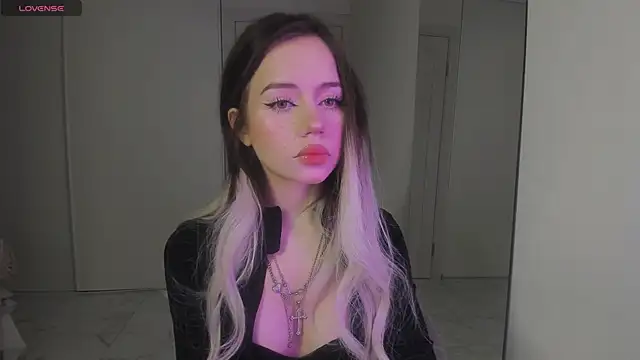 KellyBarton online show from 03-22-25, 07:09