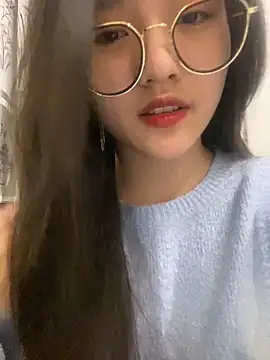 Krixxi22 online show from 02-27-25, 03:26