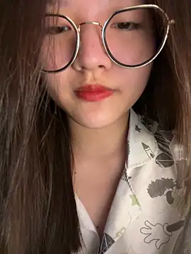 Krixxi22 online show from 09-14-25, 02:16