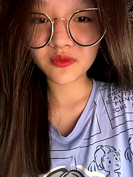 Krixxi22 online show from 10-05-25, 01:42