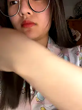 Krixxi22 online show from 12-02-25, 03:40