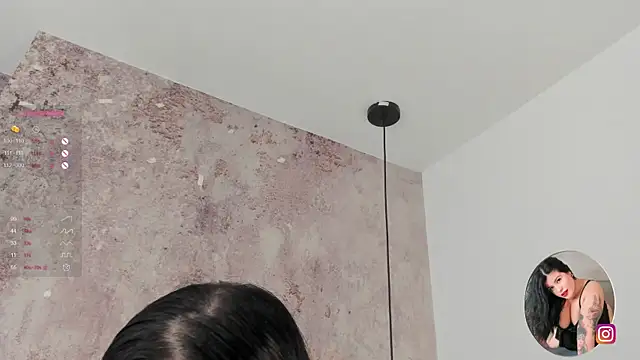 Snapshot of Scarlett_grey1 chatting on 02-15-25, 11:39 Scarlett grey1 online show from 02-15-25, 11:39