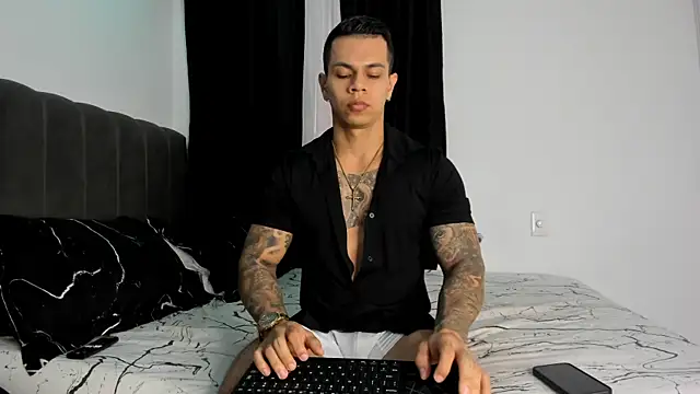 Aron Dark online show from 02-05-25, 10:01