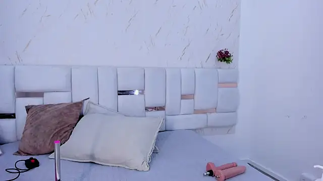 Daliana Beck online show from 09-19-25, 12:17