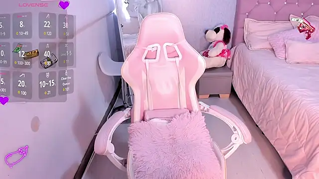 Snapshot of Kenia_tompson01 chatting on 03-08-25, 06:26 Kenia tompson01 online show from 03-08-25, 06:26