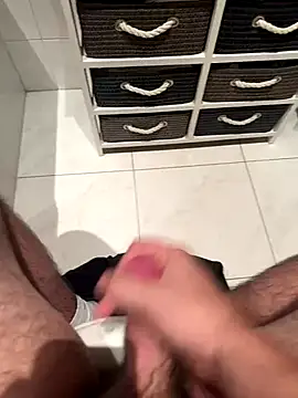 Snapshot of Deralboaus01 chatting on 11-09-25, 06:06 Deralboaus01 online show from 11-09-25, 06:06