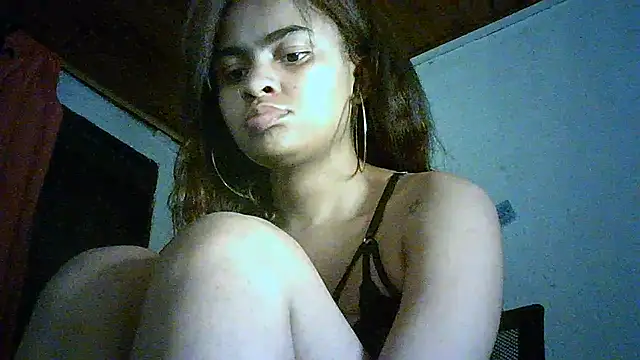 Snapshot of Bellabeltrann chatting on 01-23-25, 07:43 Bellabeltrann online show from 01-23-25, 07:43