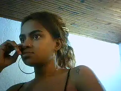 Snapshot of Bellabeltrann chatting on 03-03-25, 01:09 Bellabeltrann online show from 03-03-25, 01:09