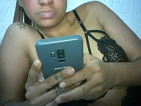 Snapshot of Bellabeltrann chatting on 01-11-26, 01:05 Bellabeltrann online show from 01-11-26, 01:05