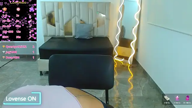 martinna tay online show from 02-10-25, 05:58