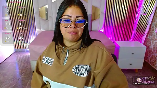 martinna tay online show from 05-17-26, 03:26
