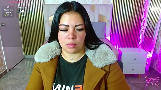 martinna tay online show from 07-05-26, 03:13