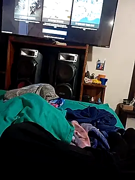 Snapshot of Akonam3000 chatting on 11-17-25, 11:10 Akonam3000 online show from 11-17-25, 11:10