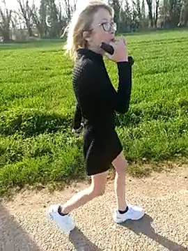 Timide girl2 online show from 03-18-25, 03:31