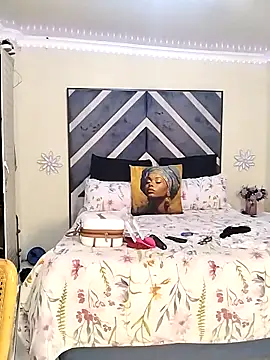 Snapshot of Spotty_Coochie chatting on 01-06-26, 07:28 Spotty Coochie online show from 01-06-26, 07:28