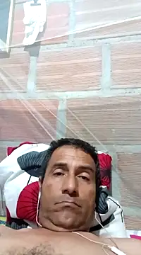 Snapshot of Janle_19c chatting on 01-16-25, 03:23 Janle 19c online show from 01-16-25, 03:23