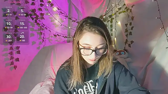 monlight  dana online show from 12-07-24, 01:29