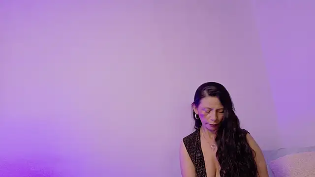 Snapshot of cattaleya1476 chatting on 10-26-25, 02:45 cattaleya1476 online show from 10-26-25, 02:45