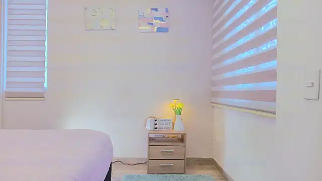 Miarouss3 online show from 03-04-25, 12:33