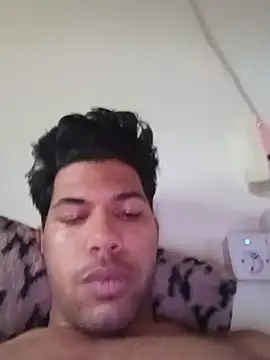 liambenitezjy online show from 07-26-26, 05:20