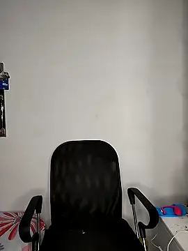 Demiansteven2 online show from 04-21-26, 03:28