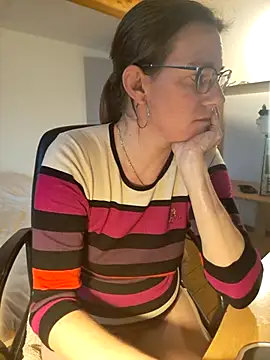 SpiceLea online show from 03-10-25, 05:07