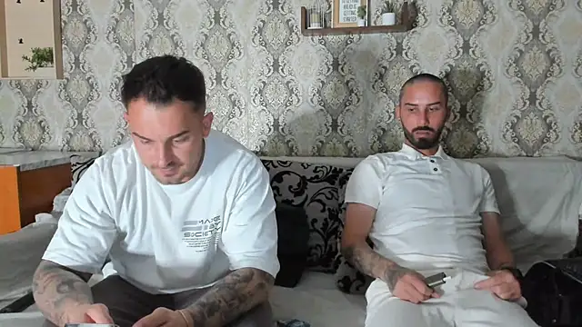 Snapshot of Jonmusclemaster chatting on 03-12-25, 08:41 Jonmusclemaster online show from 03-12-25, 08:41