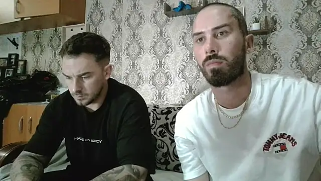 Snapshot of Jonmusclemaster chatting on 03-17-25, 08:51 Jonmusclemaster online show from 03-17-25, 08:51