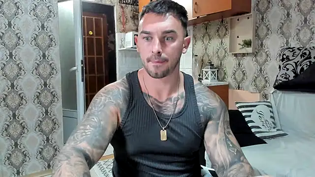 Snapshot of Jonmusclemaster chatting on 09-23-25, 07:50 Jonmusclemaster online show from 09-23-25, 07:50