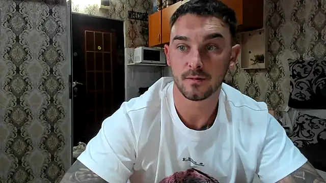 Snapshot of Jonmusclemaster chatting on 10-05-25, 06:50 Jonmusclemaster online show from 10-05-25, 06:50