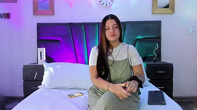 AndreaAndKarina online show from 01-14-25, 12:35