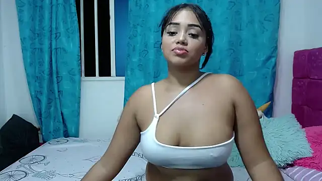 Snapshot of kiara_milf_ chatting on 12-09-24, 11:34 kiara milf online show from 12-09-24, 11:34