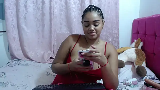 Snapshot of kiara_milf_ chatting on 03-07-25, 01:20 kiara milf online show from 03-07-25, 01:20