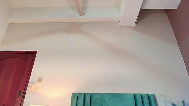 AlissaNix online show from 11-20-25, 09:14