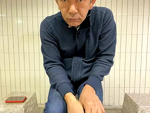 Snapshot of ge3noxxx chatting on 11-13-25, 05:45 ge3noxxx online show from 11-13-25, 05:45