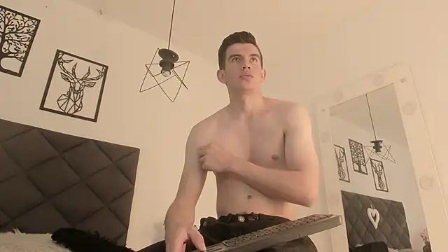 MikaelSlow online show from 02-23-25, 07:22