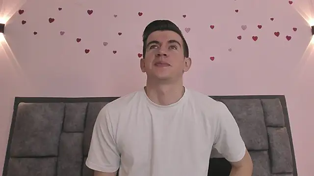 MikaelSlow online show from 04-22-26, 04:15