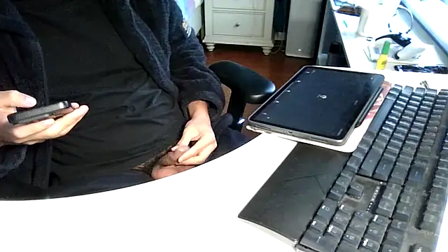 big-pig online show from 11-23-25, 08:03