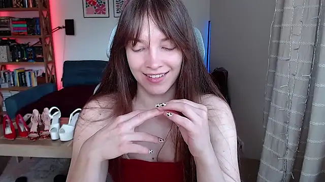 Snapshot of kenzie_x chatting on 05-19-26, 06:20 kenzie x online show from 05-19-26, 06:20